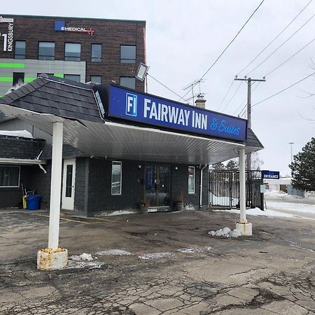 Fairway Inn & Suites Kitchener Exterior photo